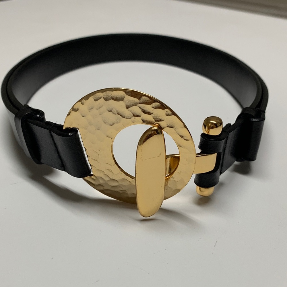 RARE Chico’s Gold Hammered Toggle Leather Adjustable Belt